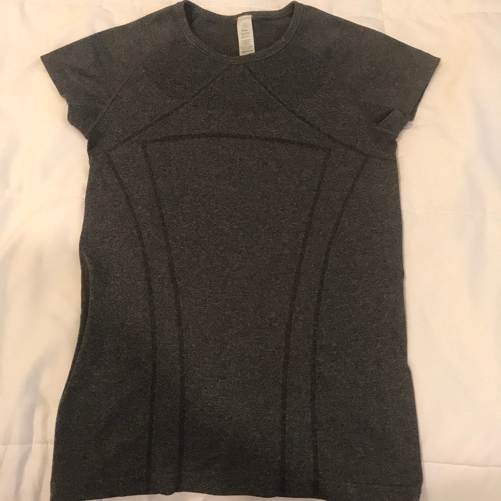 Perfect condition grey Ivivva shirt!!